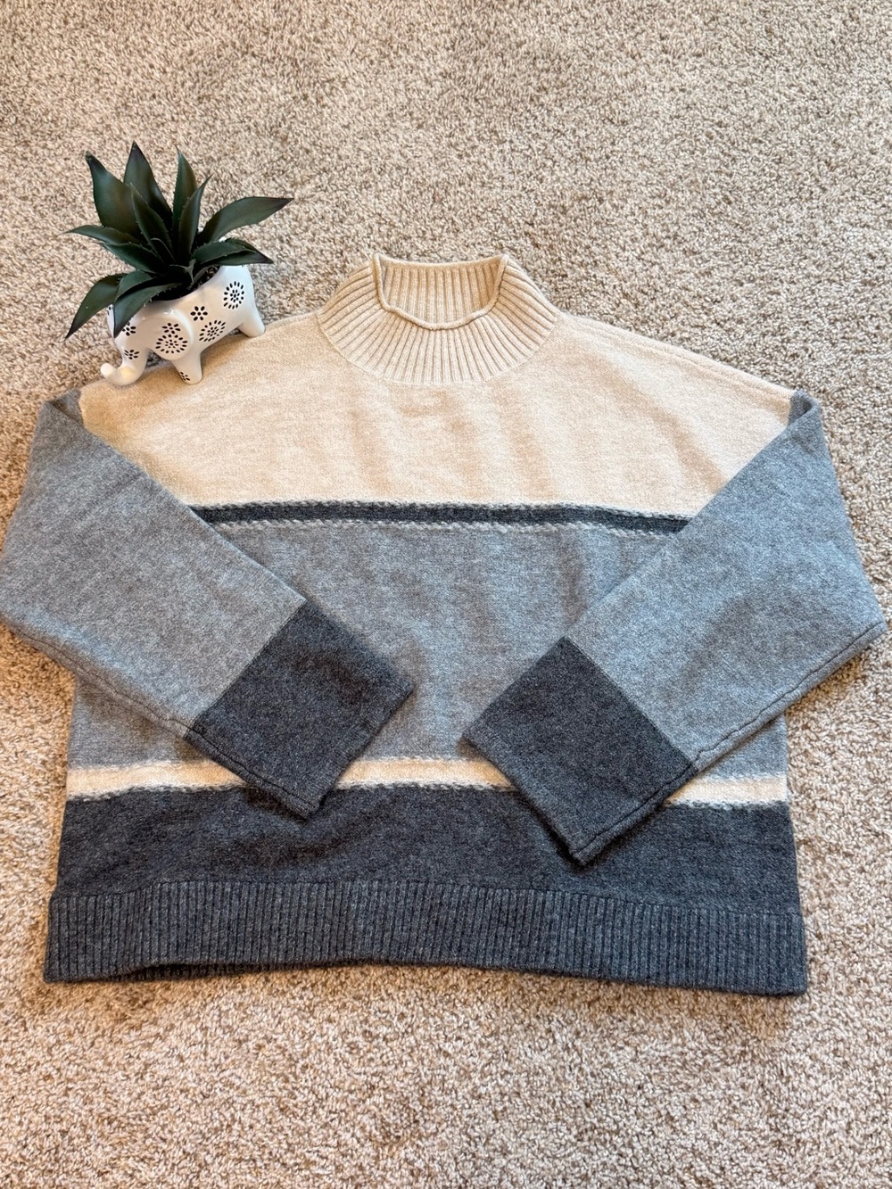 NWOt Stylus Neutral Colorblock Mock Neck Oversized Sweater - Beige & Gray